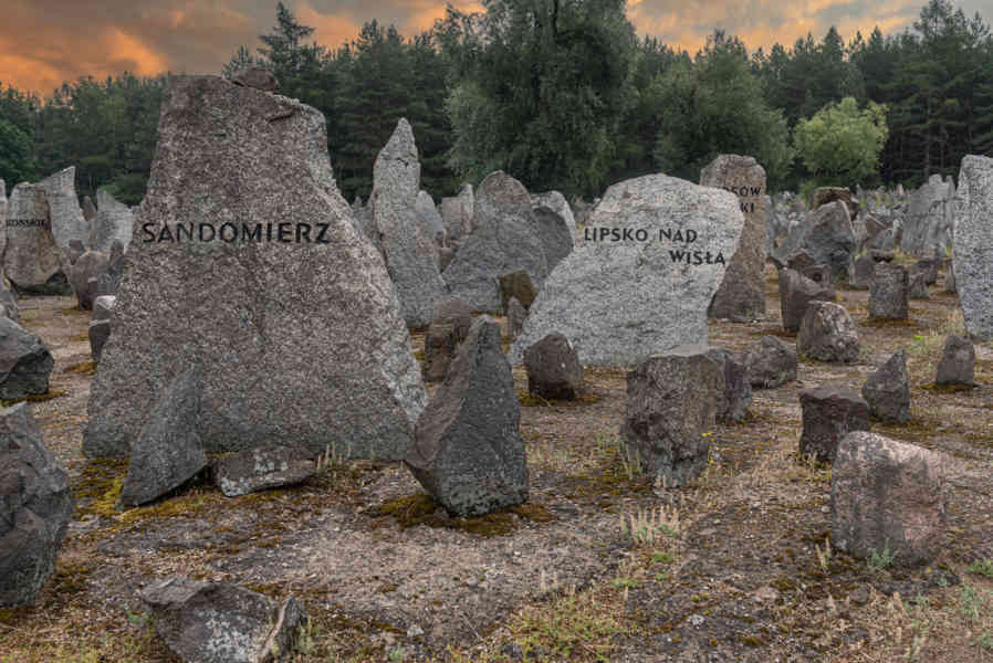 Polonia - Treblinka 28 - Treblinka I - campo de trabajo forzoso  - Memorial.jpg